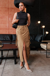FRONT SLIT CARGO SKIRT